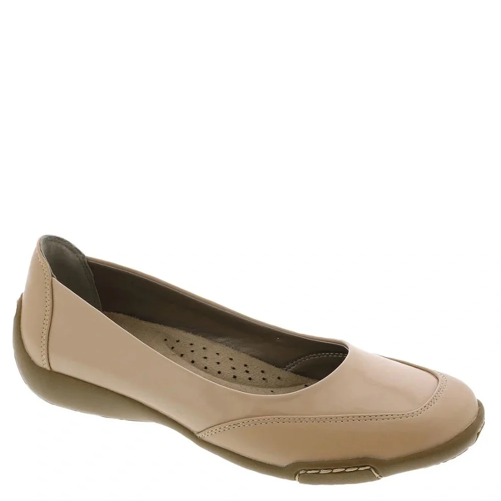 NEW ARRAY Women's Cascade Two-Tone Comfort Flat with Rubber Sole 10